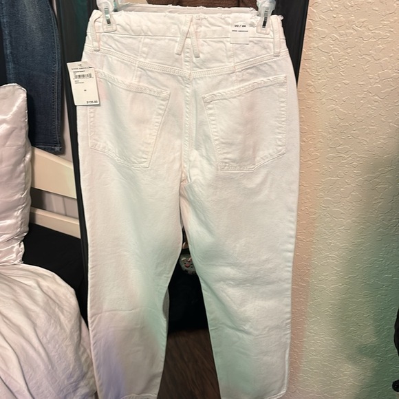 GOOD AMERICAN WHITE DEMIN JEANS - Picture 5 of 8